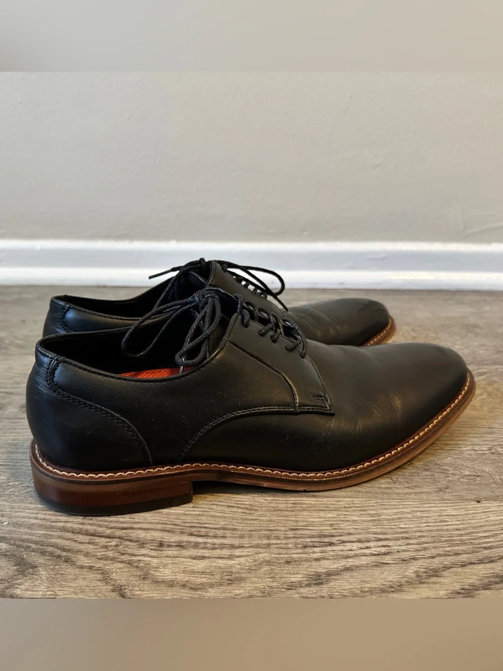 Stacy Adams Black Leather Derby Shoes with Contrast welt